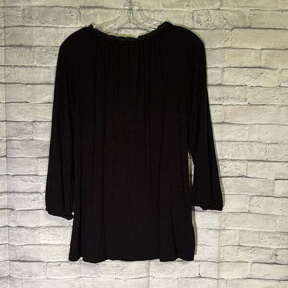 Black 3/4 Sleeve top women - Picture 3 of 3